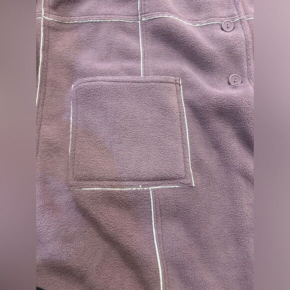 Beautiful Reversible coat - Picture 3 of 4